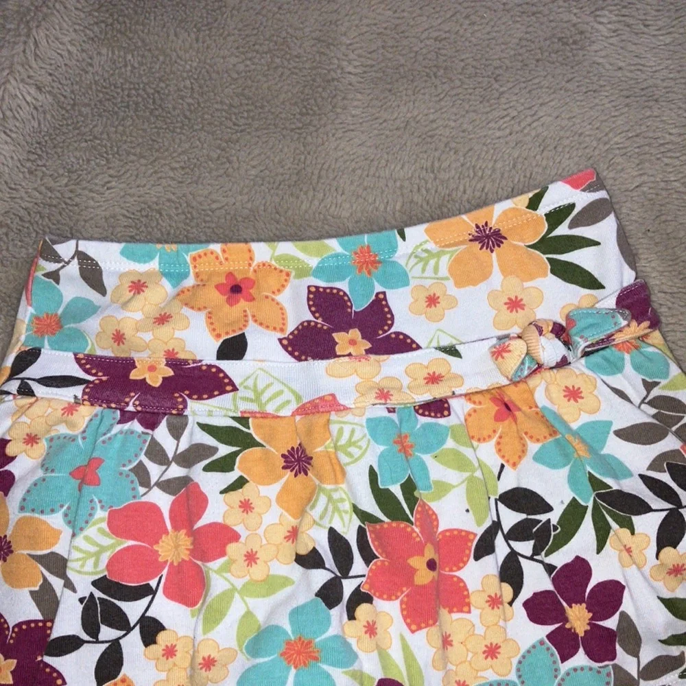 🔹4 for $30 Gymboree Floral Skort, Girls Size 6